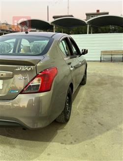 نیسان ڤێرسا